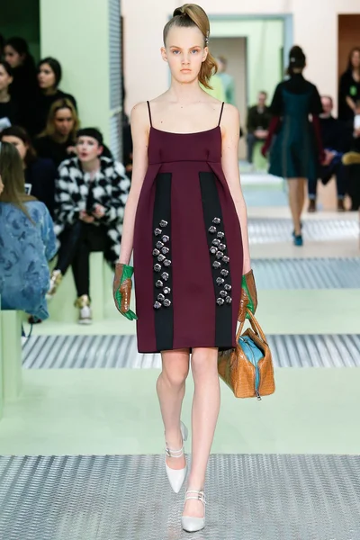Look 24